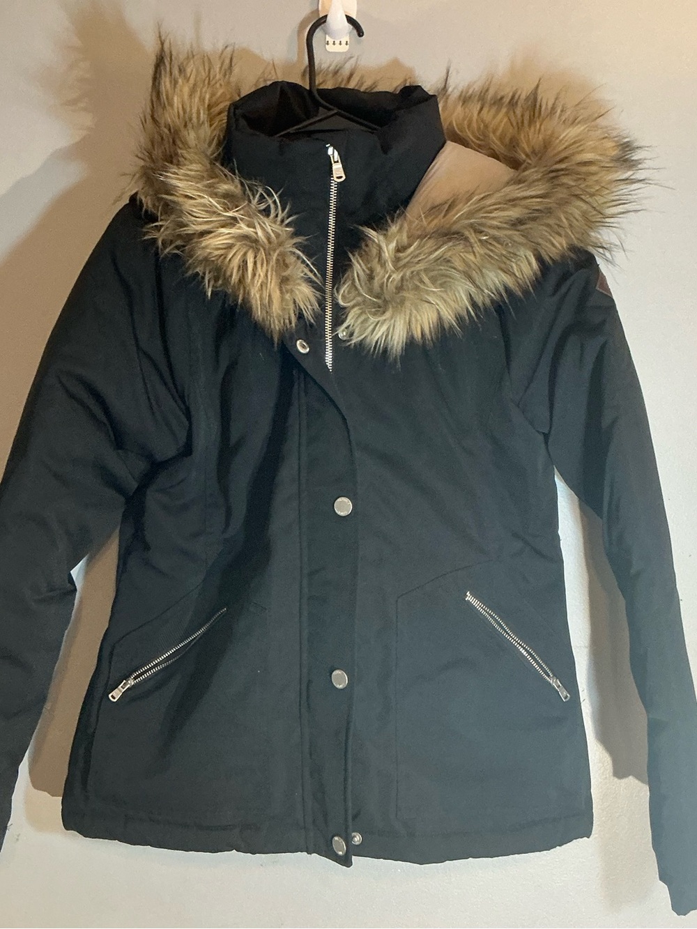 Hollister Black Puffer Jacket with Faux-Fur Hood Trim